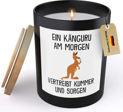 Produktbild von 22Feels Lustige Spruchkerze Frauen Känguru Sojawachs Kerze im Glas Handgemacht mit Spruch Humor Frech Candle Duft Deko Vegan Nachhaltig Nachhaltig - ZITRUS