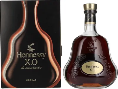 Produktbild von Hennessy XO + Box 700ml 40% Vol.