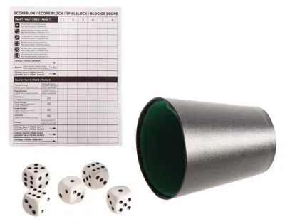 Image de Jeu de dés avec bloc de jeu et gobelet