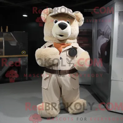 Produktbild von Beige REDBROKOLY Bär Maskottchen Kostüm Charakter gekleidet mit einem Cargo-Shorts und Schals