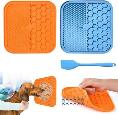 Produktbild von Famanu Lekmatte für Hunde - mit Saugnäpfen - 2 Stück - BPA-frei - inkl. Silikonspatel - für Hundebad und Pflege