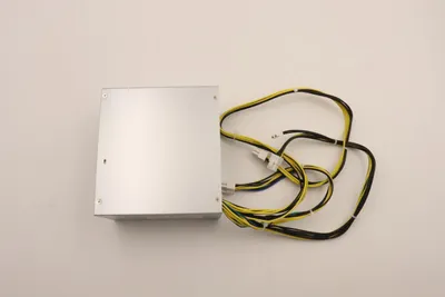 Produktbild von Lenovo 500-W-Netzteil, 100-240-VAC-Eingang, 92 % Wirkungsgrad, 5P51D77094