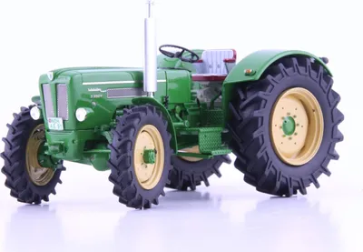 Produktbild von Grüner Traktor -SCHLÜTER S650 V 1. Auflage, ATC39151, Maßstab1/32, AUTOCULT-MODELS