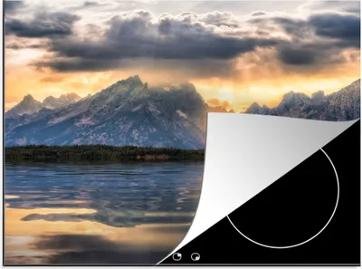 Produktbild von KitchenYeah© Herdabdeckplatte Die Sonne bricht durch die Wolken an den schneebedeckten Bergen des Grand Teton National Park , 58x51cm, Küche Deko, Glaskeramikkochfeld Herdabdeckung, Abdeckplatte fùr Kochfeld