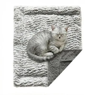 Obrázok produktu pre Samozahrievacia deka pre mačky – Komfortná a tichá vyhrievacia podložka – 50x60 cm