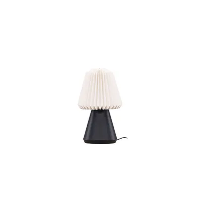 Immagine prodotto di Lampada da tavolo Fjällen nera.