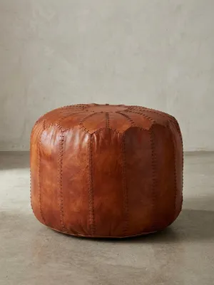 Produktbild von Orientalischer Echtleder Sitzhocker, Strapazierfähig & Gemütlich, Braun. 52x52x40 cm | Kadima Design