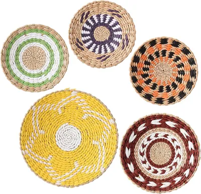 Produktbild von Bohème-Wandkörbe aus gewebtem Material, 5er-Set, handgefertigt aus Naturrattan, Hängedekoration für Wohnzimmer oder Schlafzimmer