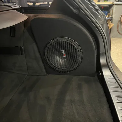 Produktbild von Phase Linear Subwoofer Gehäuse passgenau für BMW 3er E 91 Touring Kofferraum 1 Stück