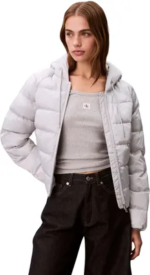 Immagine prodotto di Giacca imbottita da donna Calvin Klein, modello leggero in raso, con cappuccio, colore grigio (Quiet Gray)