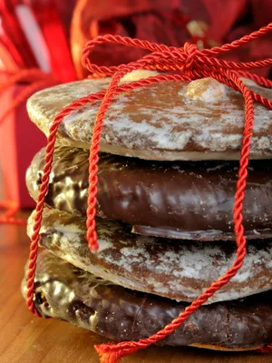 Produktbild von 500 g II. Wahl Elisen Lebkuchen - II. Wahl Feinste Oblaten-Lebkuchen glasiert