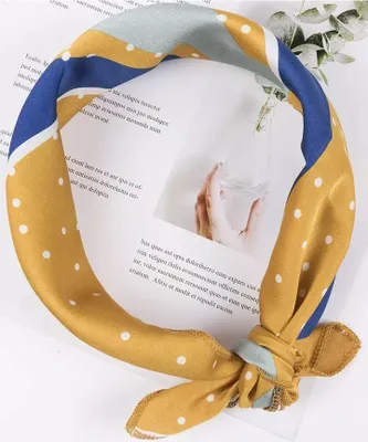 Zdjęcie produktu dla Elegancka Chusta Valeria - Jedwabna Chusta Typ9 KP19115
