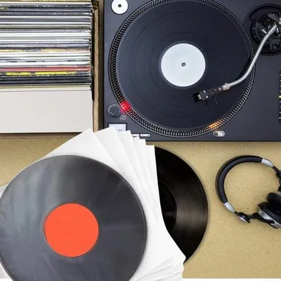Obrázok produktu pre Obaly na gramofónové platne, 12-palcové obaly na LP, čiastočne priehľadné, antistatické, poskytujú najlepšiu ochranu gramofónovým platniam.