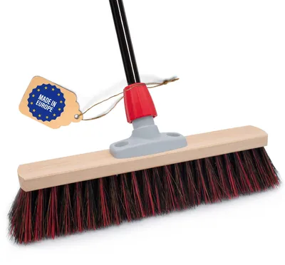 Produktbild von Novaliv Straßenbesen mit Stiel draußen 40 cm Arenga-Elaston Borsten Ideal als Besen draußen Gartenbesen mit Stiel harte borsten Terassenbesen Hofbesen Stallbesen Kehrbesen Industriebesen Outdoor broom