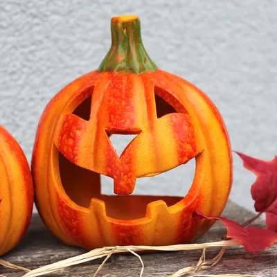 Image de Lanterne citrouille comme décoration LED Halloween Photophore en 17x16 cm