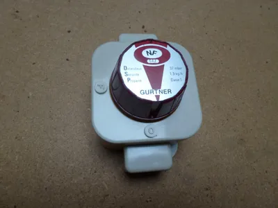 Niederdruckregler für Propan, 1,3 kg/h, 37 mbar, männlich 20 x 150