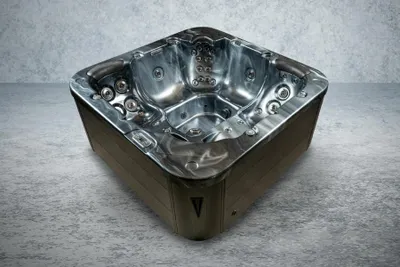 Produktbild von PureHaven American Outdoor-Whirlpool 215x215 cm für 5 Personen mit 53 Massagedüsen Heizung LEDs Thermoabdeckung Ozondesinfektion Pearl Shadow/Grau
