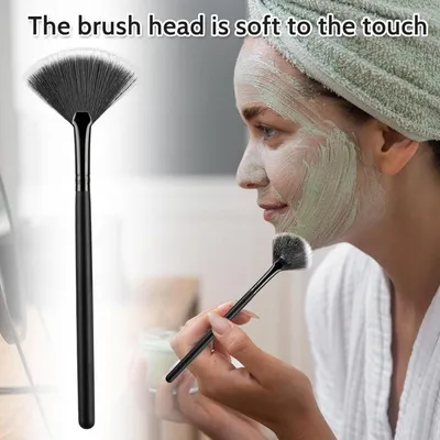 Make-Up-Pinsel, Hauptbild