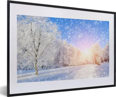Produktbild von MuchoWow® Gerahmtes Poster Schnee - Sonne - Winter 60x40 cm - Poster mit Schwarzem Bilderrahmen Wandposter Rahmen Foto Bilder - Schlafzimmer - Plakat in Rahmen - Drucken