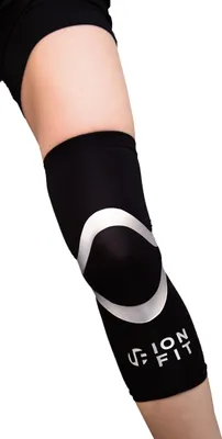 Produktbild von Ionfit Compression Sleeve Bein/Kniebandage, von Detlef Soost Empfohlen, Anti-Geruch, Anti-bakteriell, Gr. L, Schwarz