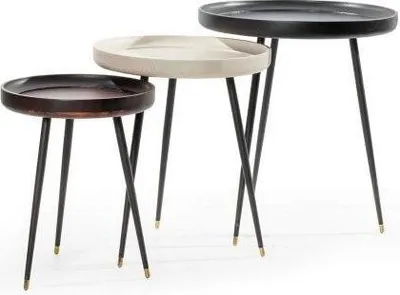 Image de Tables d'appoint laquées brillantes, design moderne, set de 3 pour le salon