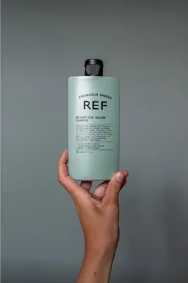 Produktbild von REF Schwereloses Volumen Shampoo 100 ml