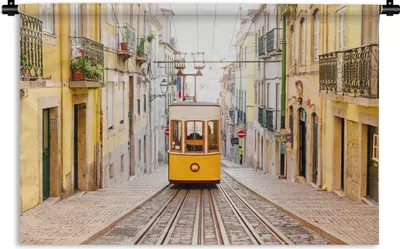 Produktbild von MuchoWow® Wandteppich Wandbehang Mit der Straßenbahn durch Portugal 150x100 cm Tapisserie Dekoration Wandtuch - Waschbar - Tapisserien - Wand-Decke