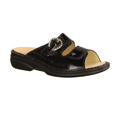 Produktbild von Finn Comfort Mumbai, Schwarz, Damenschuhe, Pantolette, Knautschlack,  - Damenschuhe Pantolette /  Zehentrenner, Schwarz, leder (knautschlack)