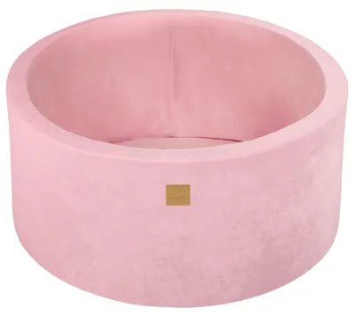 Image de Piscine à balles rose vide