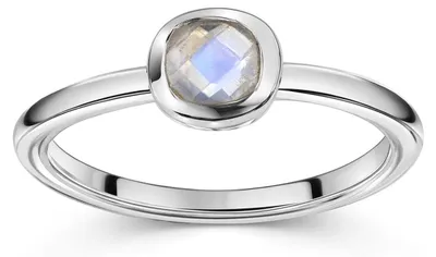 Produktbild von MATERIA by Matthias Wagner Mondstein Edelstein Ring Silber 925 quadratisch weiß mit Schmuckbox SR-149