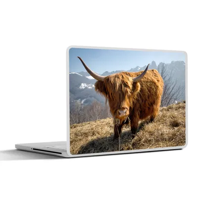 Produktbild von MuchoWow® Laptop Aufkleber Sticker Cover Schottischer Highlander - Berg - Schnee 30x21 cm - Sticker für Laptop - Selbstklebend