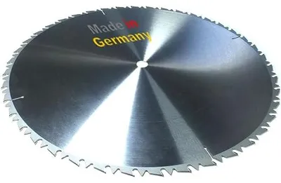 Produktbild von HM Sägeblatt 700 x 28 mm Flachzahn mit 42 x LFZ - Zähnen Hartmetall für Wippsäge und Brennholzsäge für Brennholz Hartholz Kreissägeblatt Spanabweiser Rückschlagarm