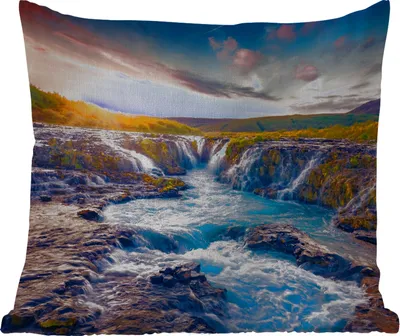 Produktbild von MuchoWow® Outdoor Kissen - Wasserfall - Pflanzen - Moos - Landschaft - Sonnenuntergang - Fels - 60x60 cm - Wetterfest - Lounge Kissen - Dekoration - Schlaf Kissen