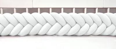 Produktbild von Bettschlange 400 cm Weiß – geflochtene Bettumrandung fürs Babybett, Velours, Modell MAXIBRAID | Letino