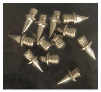 Immagine prodotto di Confezione 12 tacchetti removibili acciao scarpe calcio chiodi 9mm UHLSPORT articolo 02412 STEEL SPIKE, UNICA - ONE SIZE, NON APPLICABILE 100%