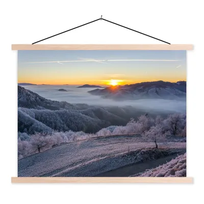 Produktbild von MuchoWow® Textilposter Winter - Berge - Sonne - Abend 60x45 cm mit holzfarbenen Rahmen - Bild