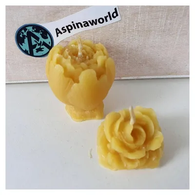 Produktbild von Bienenwachskerze Rosenkerze 2er Set 3 cm – handgegossene Blumenkerzen aus 100 % Bienenwachs