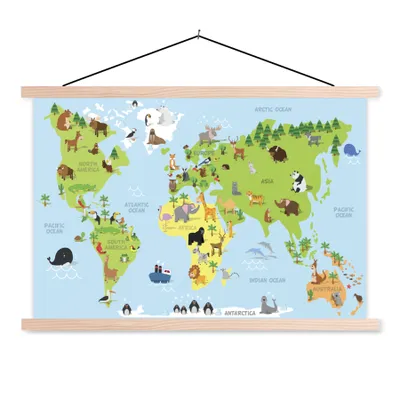 Obrázek produktu pro MuchoWow® Textilní plakát - Mapa světa - Děti - Zvířata - Modrá - Zelená - 60x40cm - S hnědými lamelami