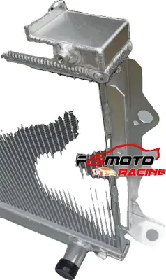 Obrázok produktu pre Hliníkový radiátor, rozmery jadra 718 Š x 425 V x 52 H mm, celkové rozmery 765 Š x 544 V x 70 H mm, priemer vstupu 40 mm, priemer výstupu 42 mm, počet radov 2