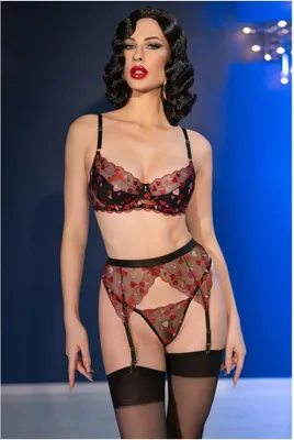 Produktbild von Chilirose-Dessous-Set