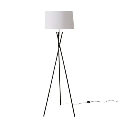 Produktbild von Stehlampe auf Dreibein NOVO, 158 cm