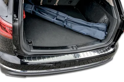 Für VW Touareg III CR ab 2018- Ladekantenschutz Edelstahl MIT ABKANTUNG in der Farbe von Recambo e.K.
