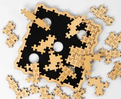 Immagine prodotto di Not A Jigsaw – Lingua: Inglese