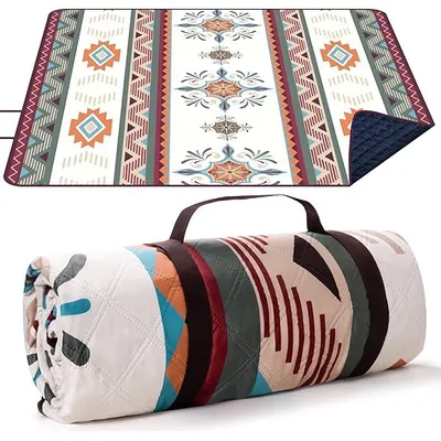 Produktbild von Outdoor Picknickdecke Boho, 200x200cm Stranddecke Sandfrei, Tragbare Waschbar Strandunterlage Picknickdecke für Trocken Strand, BBQ, Picknick, Wandern, Reisen Campingdecke Grün