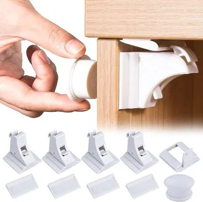 Produktbild von Famanu Magnetische Kindersicherheitsschlösser - 4 Schlösser + 1 Schlüssel