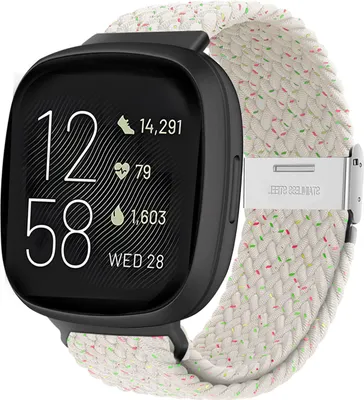 Produktbild von Strap-it Smartwatch-Armband - Verstellbares geflochtenes Nylonband - passend für Fitbit Versa 3 / Fitbit Sense - hellbeige