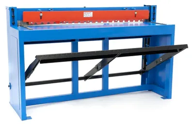 Produktbild von HBM 1,5 x 1320 mm. Professionelle Fußschneidschere, Blechschere