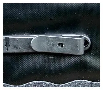 Produktbild von Haken unten für IDEALE HITEC Packtaschen Gepäcktaschen