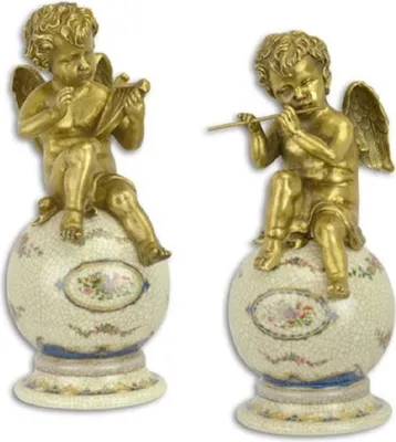 Produktbild von Casa Padrino Jugendstil Dekofiguren Set Bronze Engel auf Porzellan Kugeln Mehrfarbig / Gold 10,8 x 11,1 x H. 25 cm - Barock & Jugendstil Deko Accessoires