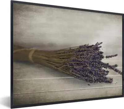 Produktbild von MuchoWow® Gerahmtes Poster Blumenstrauß aus getrocknetem Lavendel 40x30 cm - Poster mit Schwarzem Bilderrahmen Wandposter Rahmen Foto Bilder - Kunstposter - Wanddekorationen
